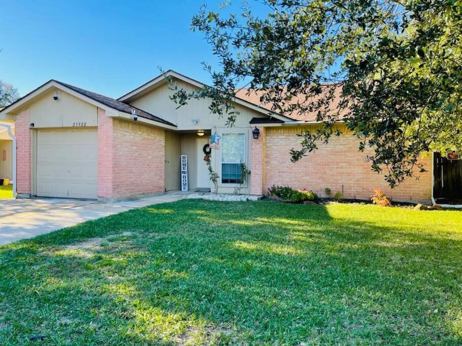 3 Bedroom Entire Home - Centrally Located In Katy, Texas Exteriör bild
